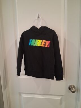 Hurley Black Kids Hoodie with Rainbow Hurley Logo Size 6/7